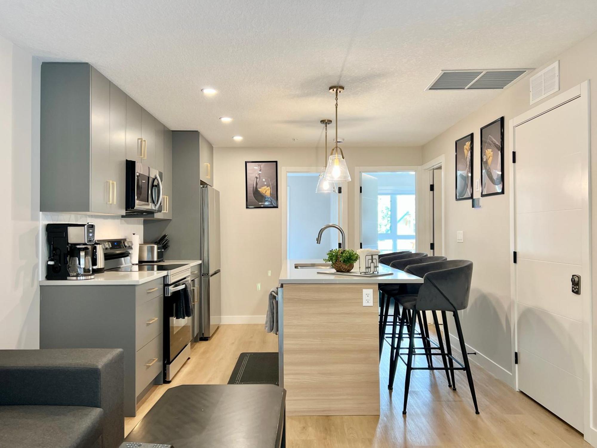 קאנמור Brand New 2Br Condo With Outdoor Swimming Pool And Hot Tub מראה חיצוני תמונה
